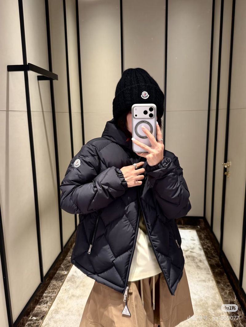 몽클레르 다이아몬드 퀼팅 후드 재킷 - 톰브라운 아우터 레플리카 참고 이미지